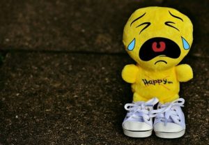 Smiley Cry Sad Sneakers Funny  - Alexas_Fotos / Pixabay